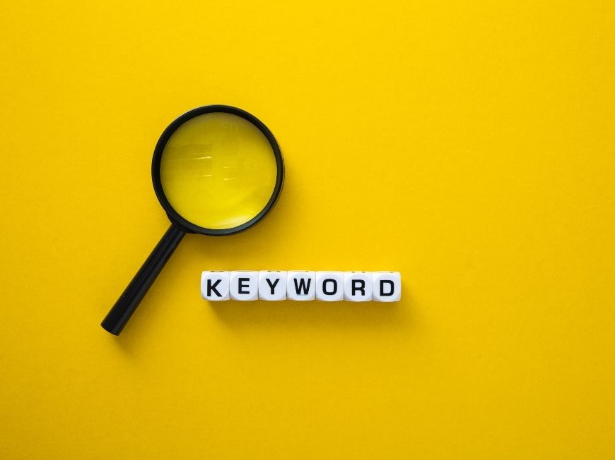Long Tail Keywords vs. Short Tail Keywords: Key Differences Explained